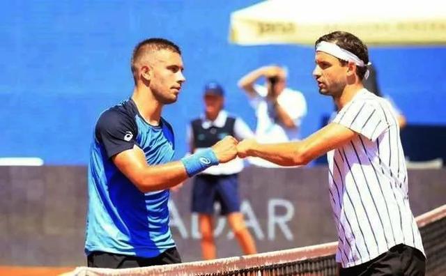 和球员体能 和球员体能