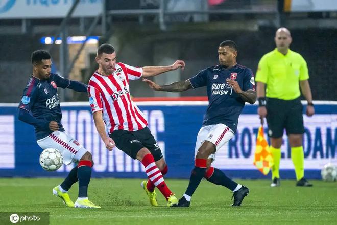 位球员来保 位球员来保