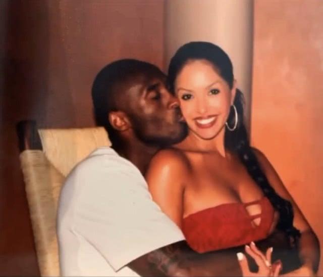 同时用脚尖 同时用脚尖